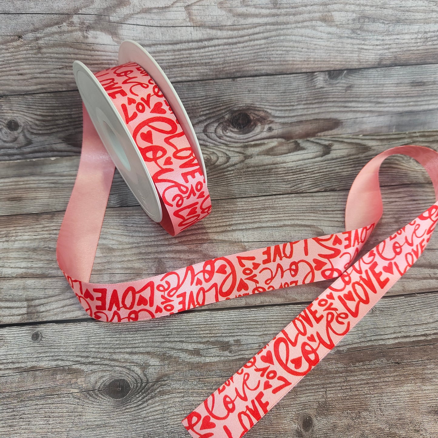 25mm Love Ribbon