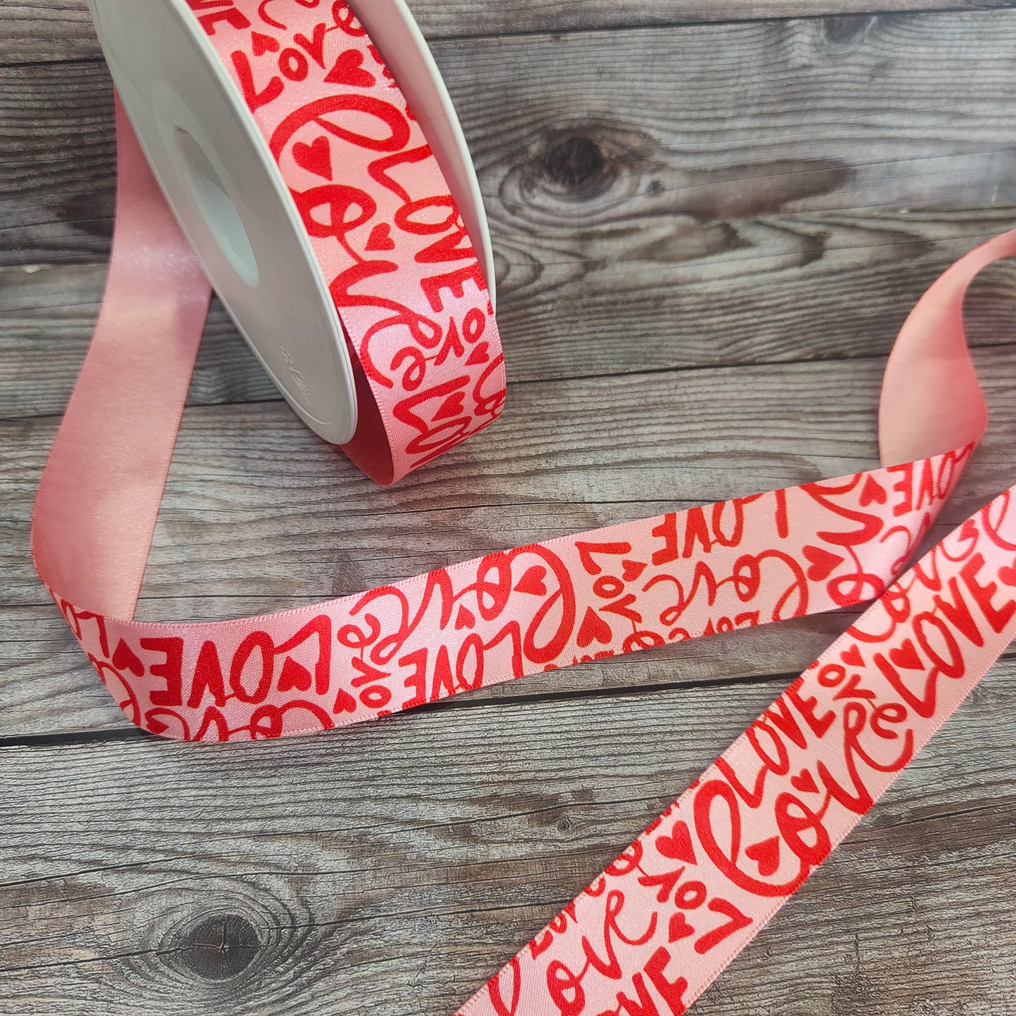 25mm Love Ribbon