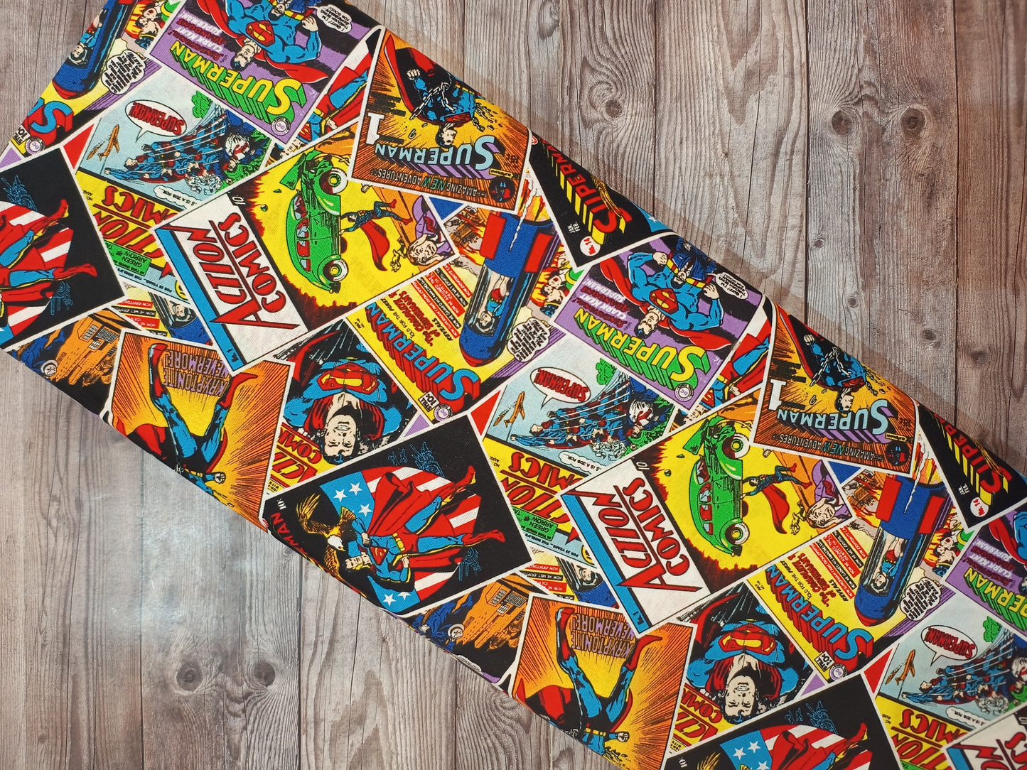 Superman Comic Stack Toss Cotton