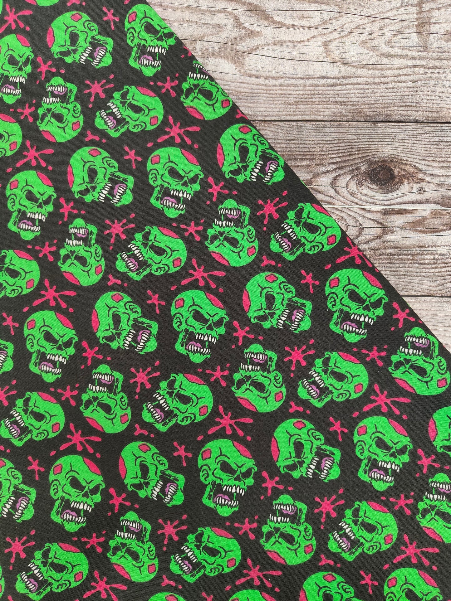 Dead Funny Skull Polycotton