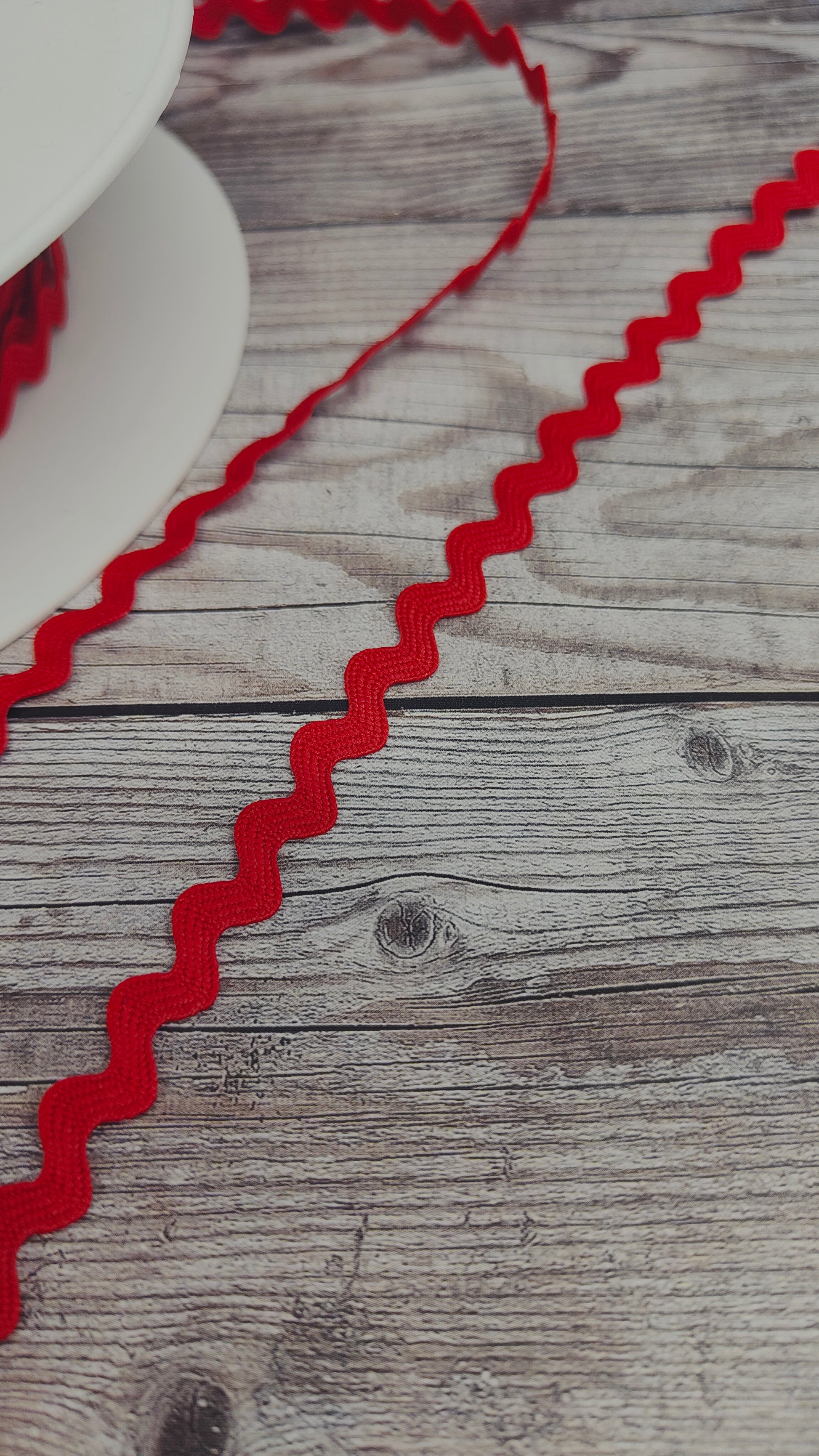 Ric Rac Red – Fab Fabric