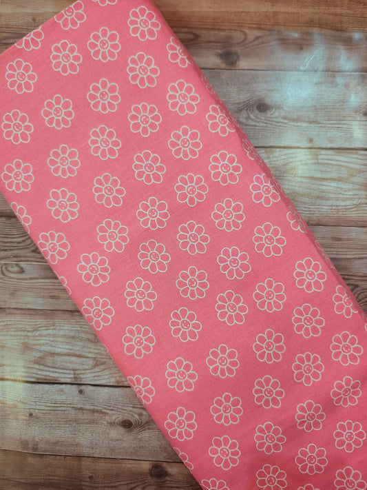 Smiling Pink Daisy Cotton