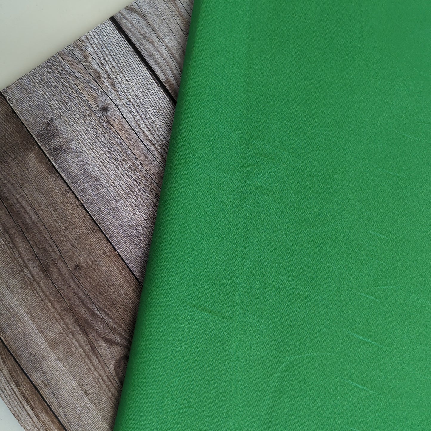 100% Cotton Poplin Plain Emerald