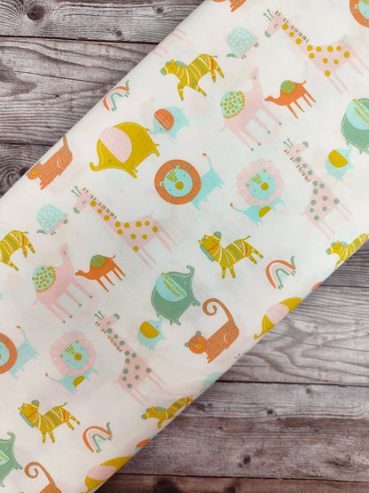 Safari Animals on White  (GOTS)